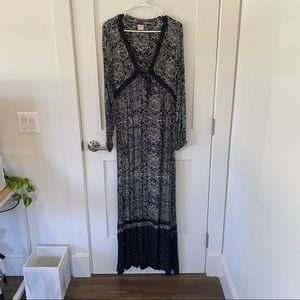 Long sleeve boho maxi dress